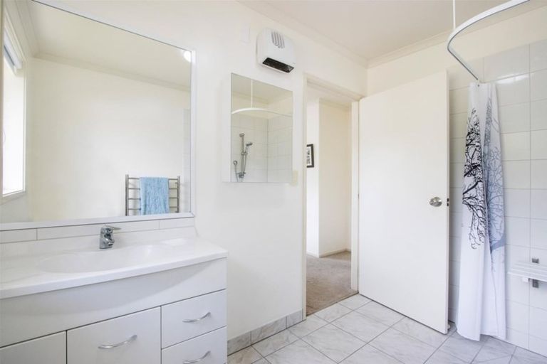 Photo of property in 14 Tohora View, Waihi Beach, 3611