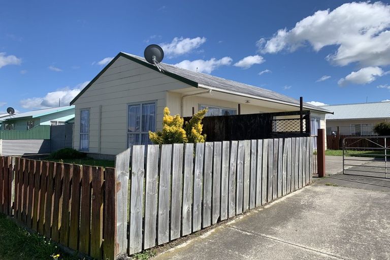 Photo of property in 260a Flaxmere Avenue, Flaxmere, Hastings, 4120