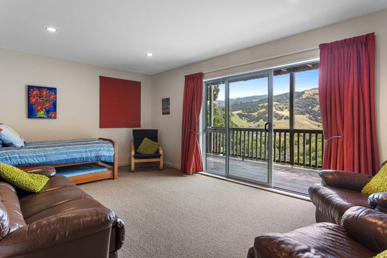 Photo of property in 11 Manuka Terrace, Duvauchelle, 7581