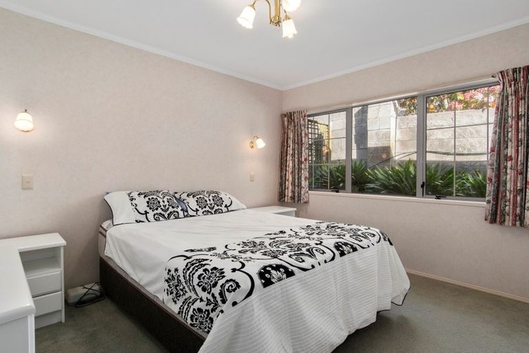 Photo of property in 384b Devonport Road, Tauranga South, Tauranga, 3112