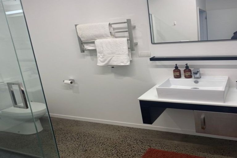 Photo of property in 1152b South Road, Oakura, 4314