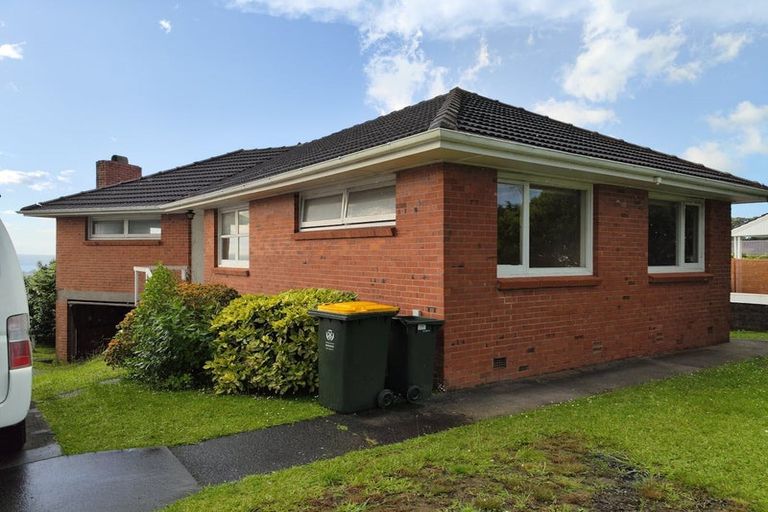 Photo of property in 1/68 Bleakhouse Road, Bucklands Beach, Auckland, 2014