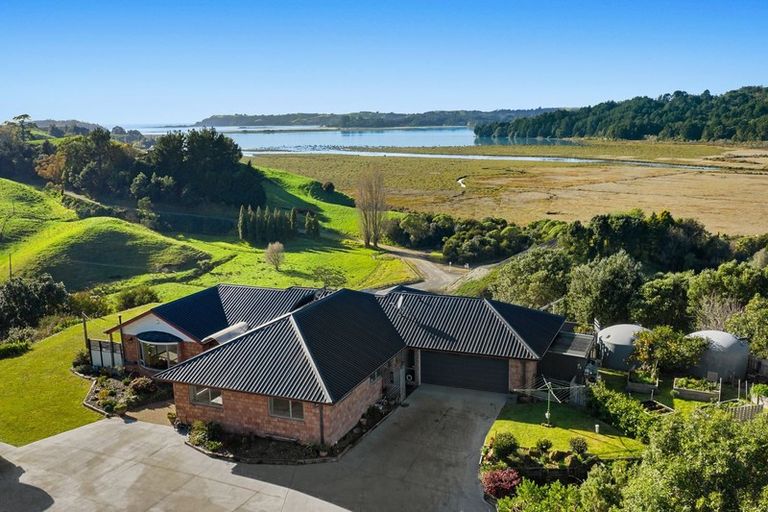 Photo of property in 910 Wainui Road, Wainui, Opotiki, 3198