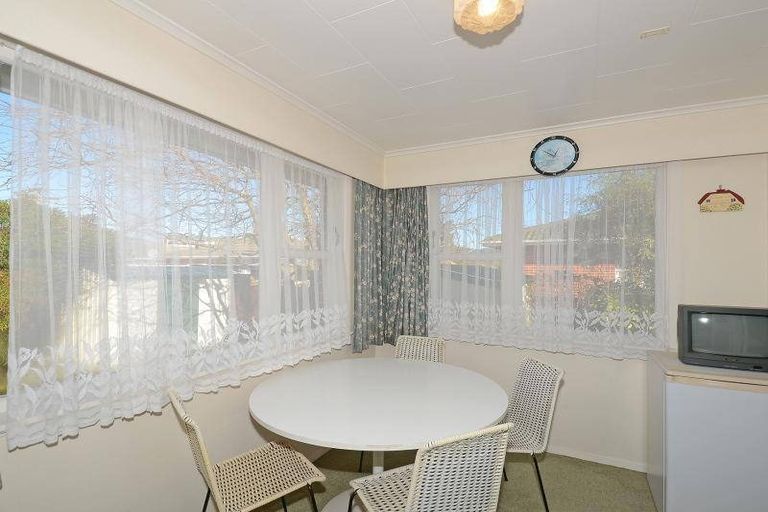 Photo of property in 2a Gower Street, Silverstream, Upper Hutt, 5019