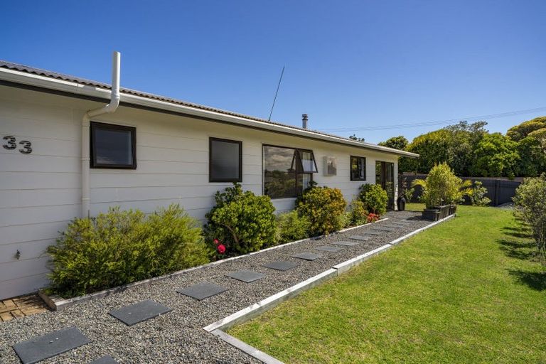 Photo of property in 33 Babbacombe Avenue, Otaki Beach, Otaki, 5512