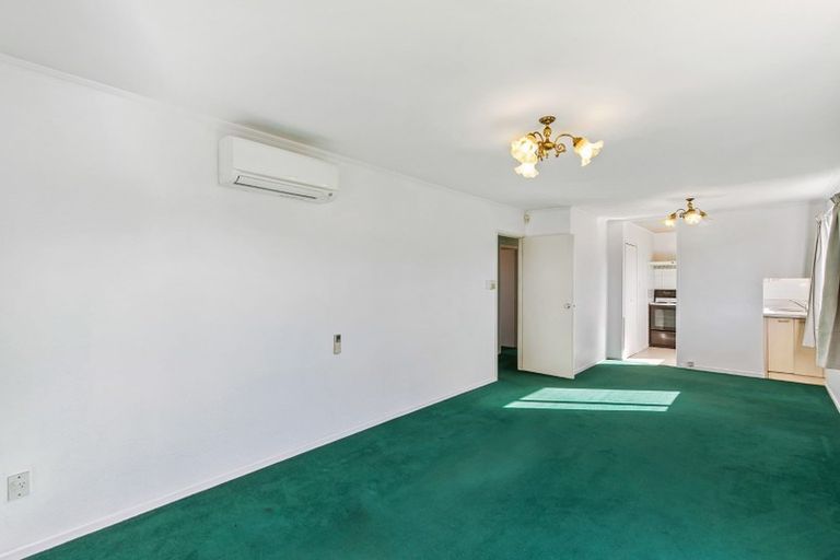 Photo of property in 1/24 Edwin Freeman Place, Ranui, Auckland, 0612