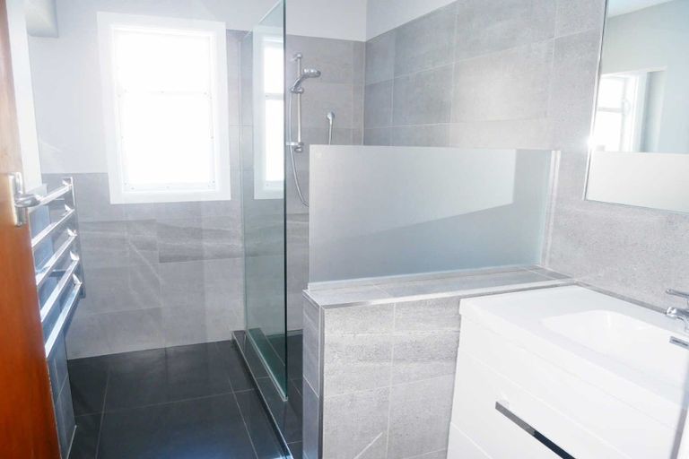 Photo of property in 12 Gregan Crescent, Burnside, Christchurch, 8053