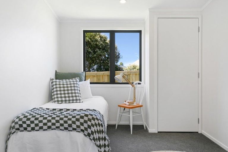 Photo of property in 12a Reeves Road, Acacia Bay, Taupo, 3330