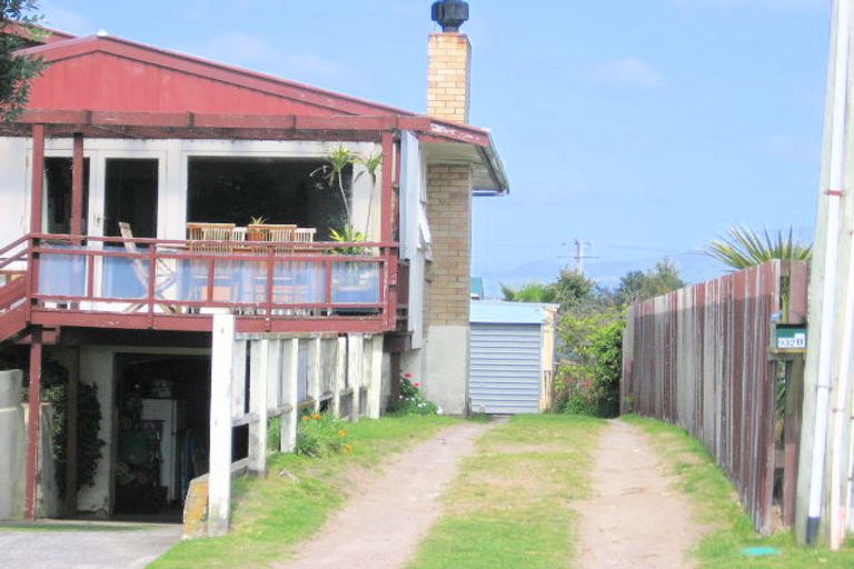 Photo of property in 932a Papamoa Beach Road, Papamoa Beach, Papamoa, 3118