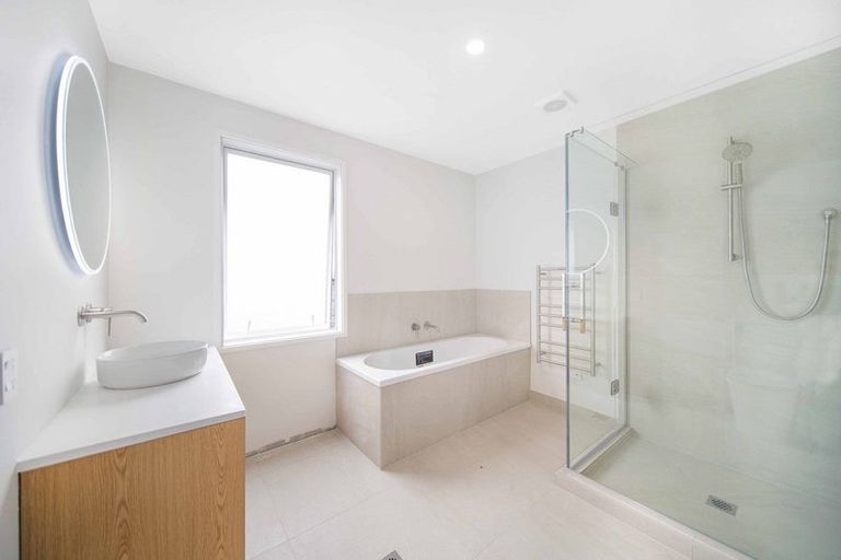 Photo of property in 5 Tiaki Lane, Karaka, Papakura, 2113