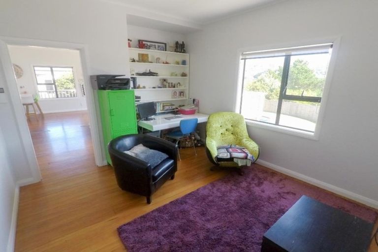 Photo of property in 50 Sheridan Terrace, Johnsonville, Wellington, 6037