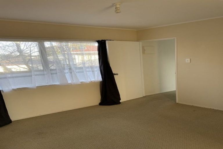 Photo of property in 119 Archmillen Avenue, Pakuranga Heights, Auckland, 2010