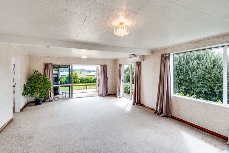 Photo of property in 180 Porangahau Road, Waipukurau, 4200