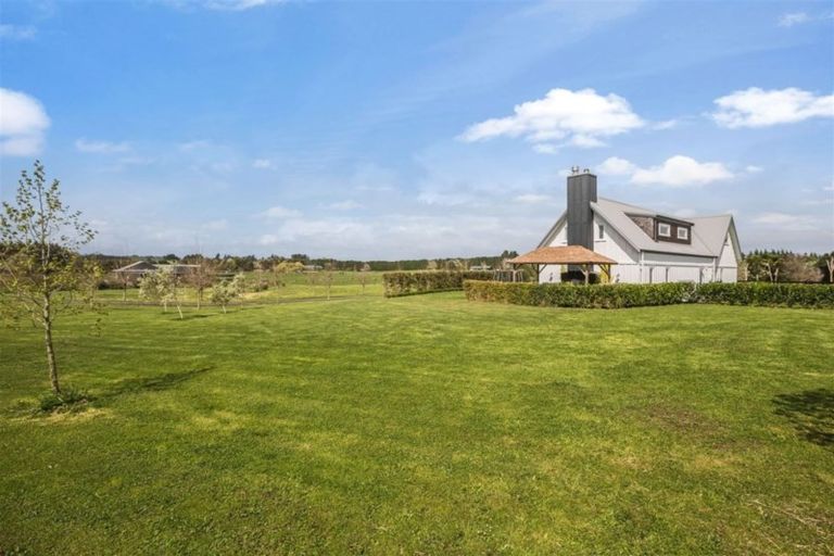 Photo of property in 49 Whatapaka Road, Karaka, Papakura, 2580