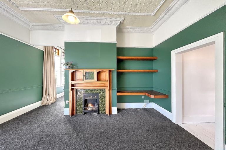 Photo of property in 224 Park Street, Winton, 9720