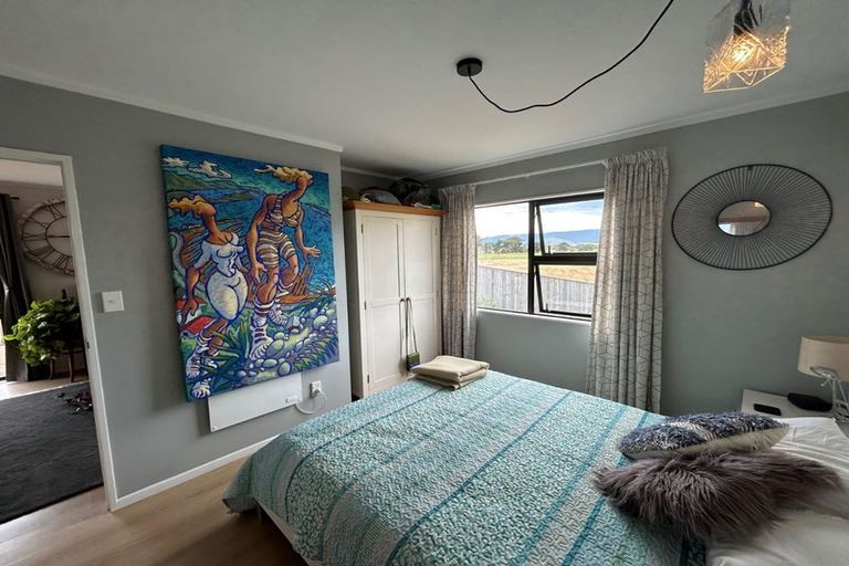 Photo of property in 26 Kitchener Street, Te Horo Beach, Otaki, 5581