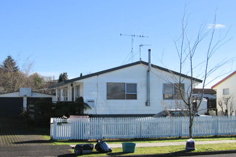 Photo of property in 20 Lindsay Crescent, Nawton, Hamilton, 3200