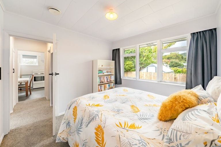 Photo of property in 5a Coates Grove, Silverstream, Upper Hutt, 5019