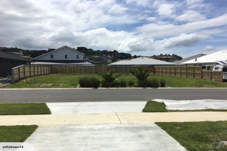 Photo of property in 10 Trevally Place, Snells Beach, 0920
