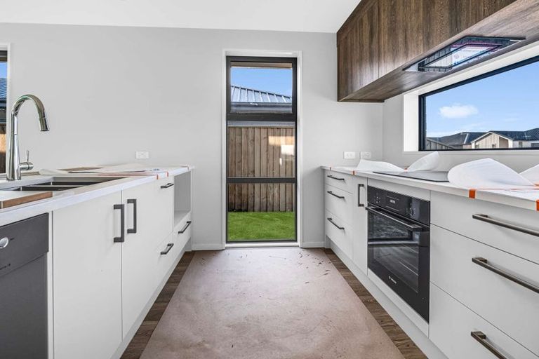 Photo of property in 34 Harry Manship Crescent, Halswell, Christchurch, 8025