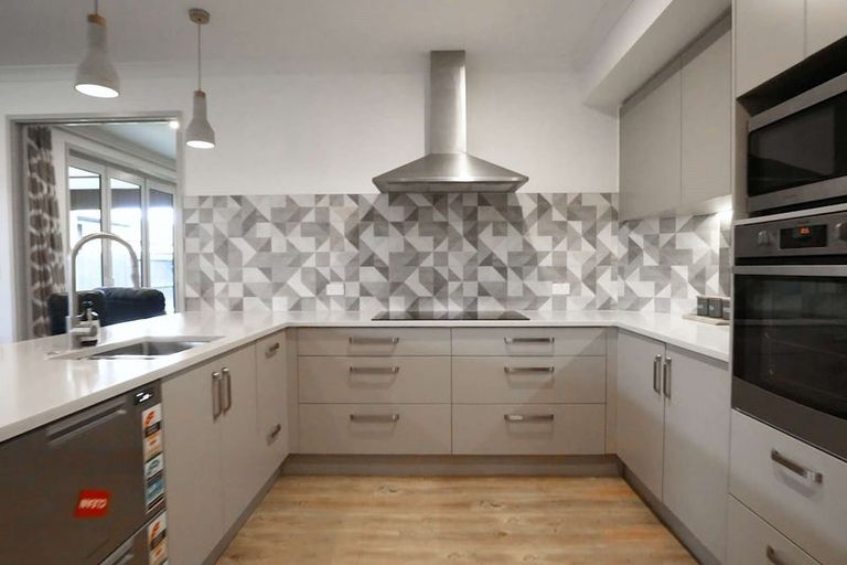 Photo of property in 26 Penetaka Heights, Pyes Pa, Tauranga, 3112