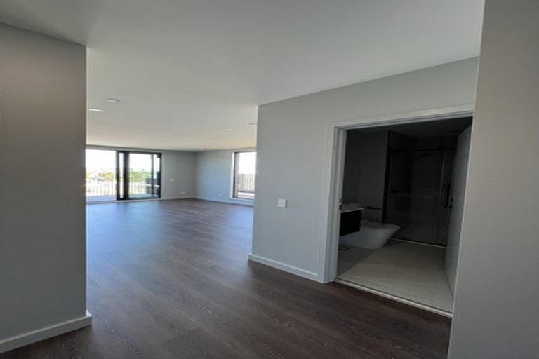 Photo of property in 604/2 Launch Road, Hobsonville, Auckland, 0616