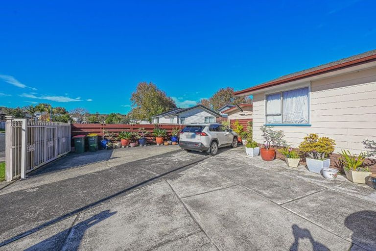 Photo of property in 68 Diorella Drive, Clover Park, Auckland, 2019
