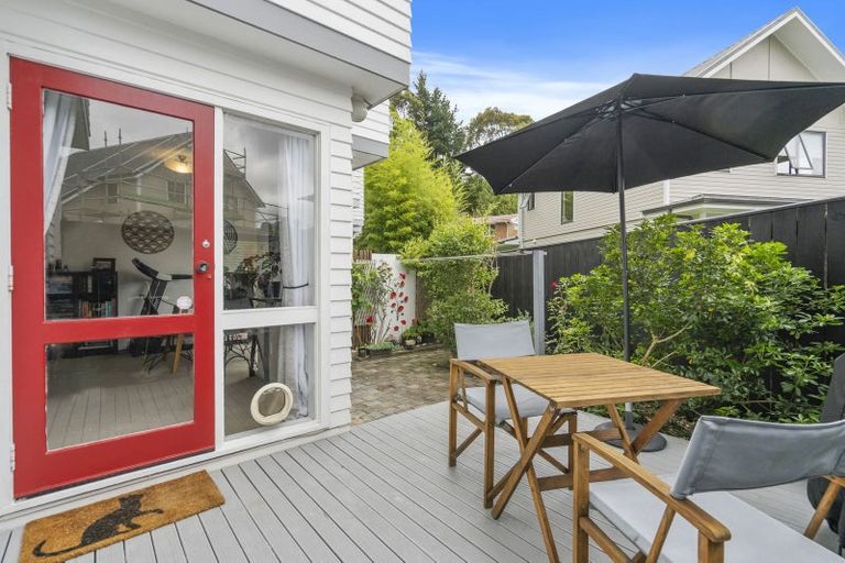 Photo of property in 3/30 Stokes Valley Road, Stokes Valley, Lower Hutt, 5019