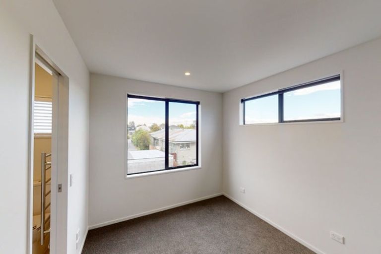Photo of property in 118b Blenheim Road, Riccarton, Christchurch, 8041