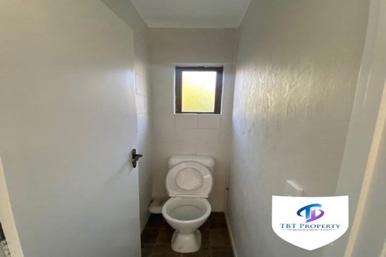 Photo of property in 40 St Annes Crescent, Wattle Downs, Auckland, 2103