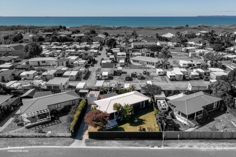 Photo of property in 11 Barbara Grove, Papamoa Beach, Papamoa, 3118