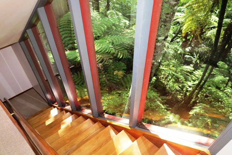 Photo of property in 52 Park Hill Road, Birkenhead, Auckland, 0626