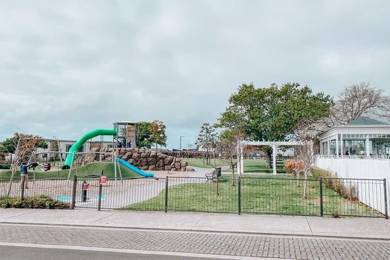 Photo of property in 8 Ripeka Lane, Whenuapai, Auckland, 0618