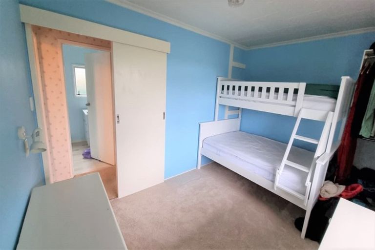 Photo of property in 7 Turei Road, Kawakawa Bay, Papakura, 2585