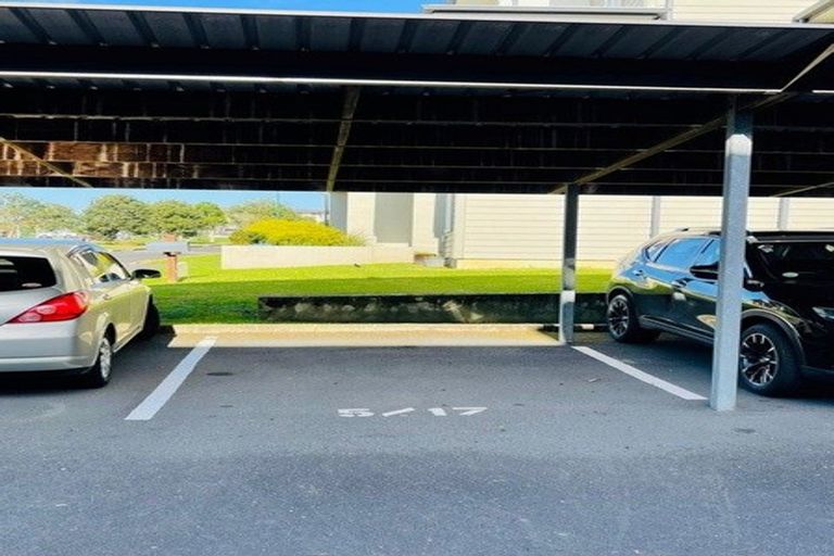 Photo of property in 5/17 Waihi Way, East Tamaki, Auckland, 2013