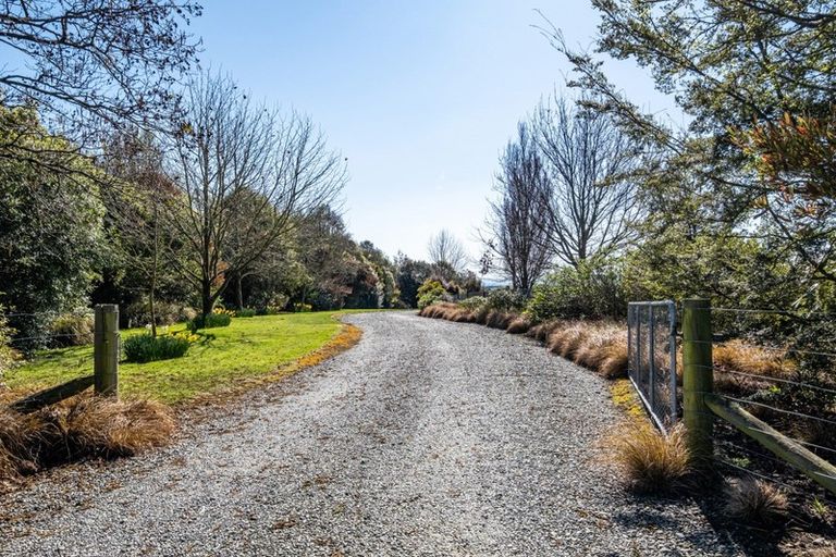 Property details for 170 Spur Road, Hadlow, Timaru, 7975