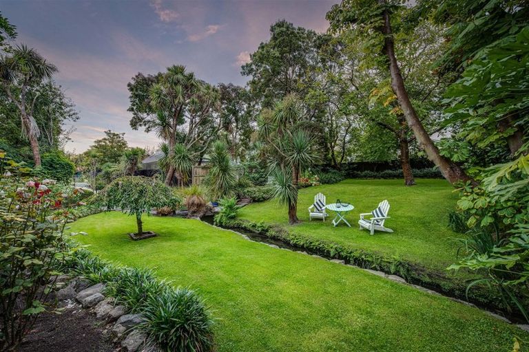 Photo of property in 132 Bishop Street, St Albans, Christchurch, 8014