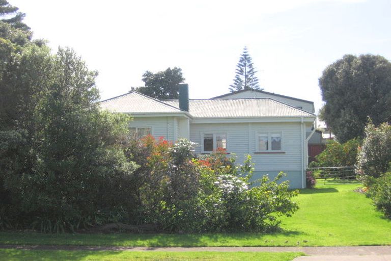 Photo of property in 107 Valley Road, Mount Maunganui, 3116