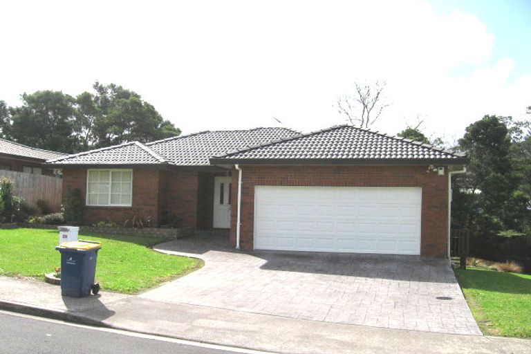 Photo of property in 29 Zefiro Drive, Massey, Auckland, 0614