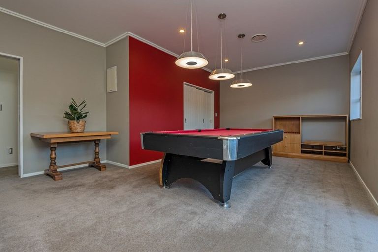 Photo of property in 53-55 Oram Drive, Turitea, Palmerston North, 4472