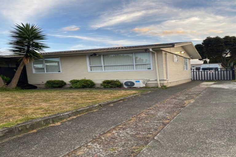 Photo of property in 51 Eastburn Street, Papakura, 2110
