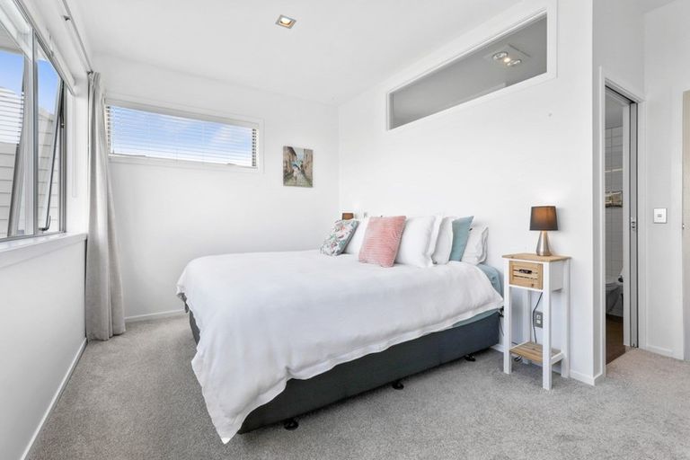 Photo of property in 17/300 Lake Terrace, Two Mile Bay, Taupo, 3330