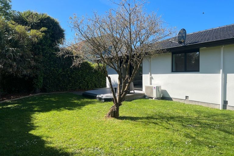Photo of property in 1/74a Jeffreys Road, Fendalton, Christchurch, 8052