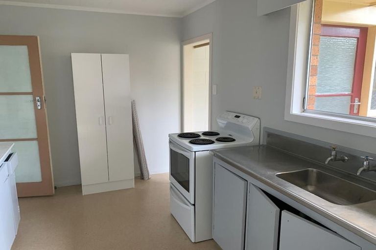 Photo of property in 14 Howden Road, Fairfield, Hamilton, 3214