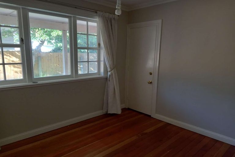 Photo of property in 16 Watt Street, Featherston, 5710
