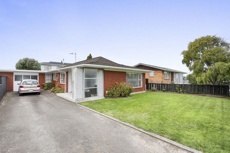 Photo of property in 102au1 Sandwich Road, St Andrews, Hamilton, 3200