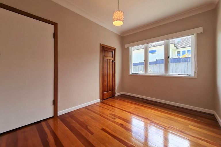 Photo of property in 33 Michaels Avenue, Ellerslie, Auckland, 1051