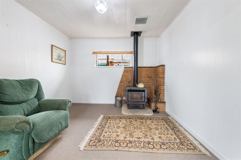 Photo of property in 3a Ambler Avenue, Glen Eden, Auckland, 0602