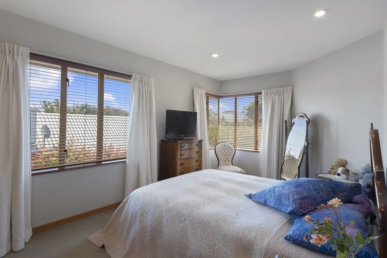 Photo of property in 1/14 Ilam Park Place, Ilam, Christchurch, 8041