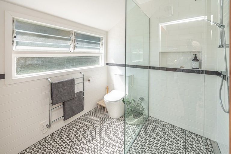 Photo of property in 2 Eaton Crescent, Otamatea, Whanganui, 4500